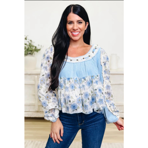 POL Tops - Womens Pol Powder Blue Floral Blouse L